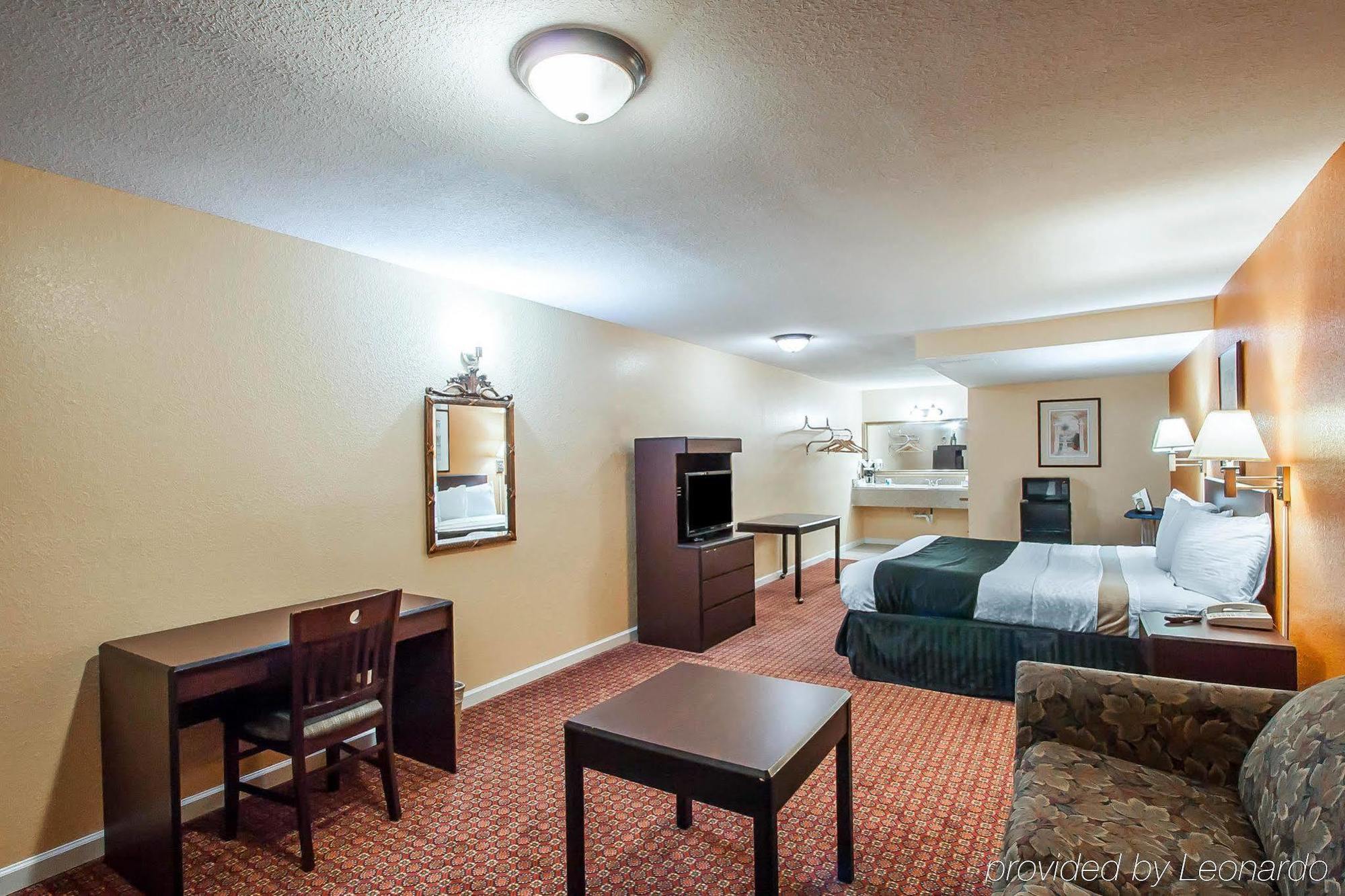 Rodeway Inn Memphis Exterior photo
